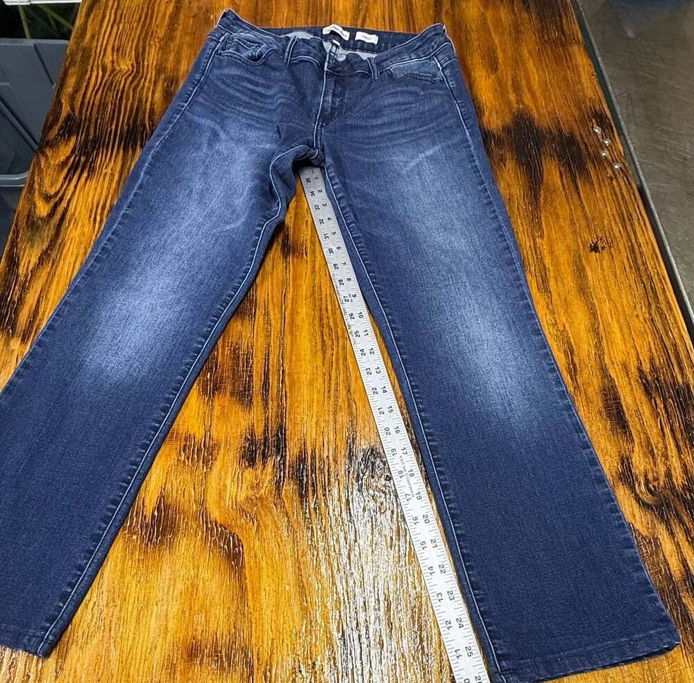 Calvin Klein Jeans Straight Size 8 Dark Wash Denim Jeans